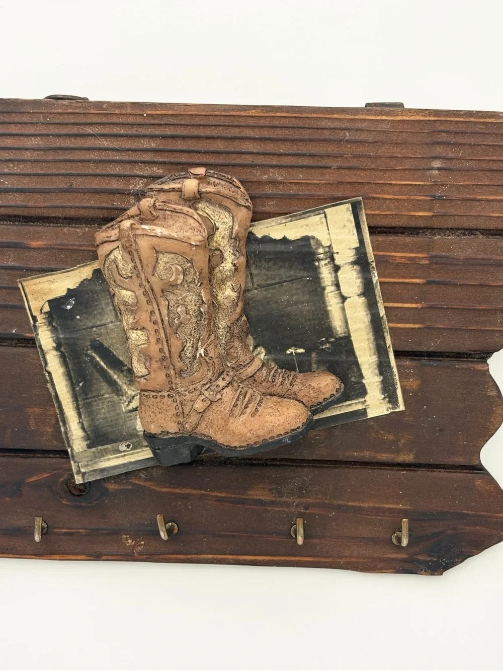 Vintage 1990s Rustic Wood Western Cowboy Boot Theme Key Rack w/ 4 hooks 6” Wide